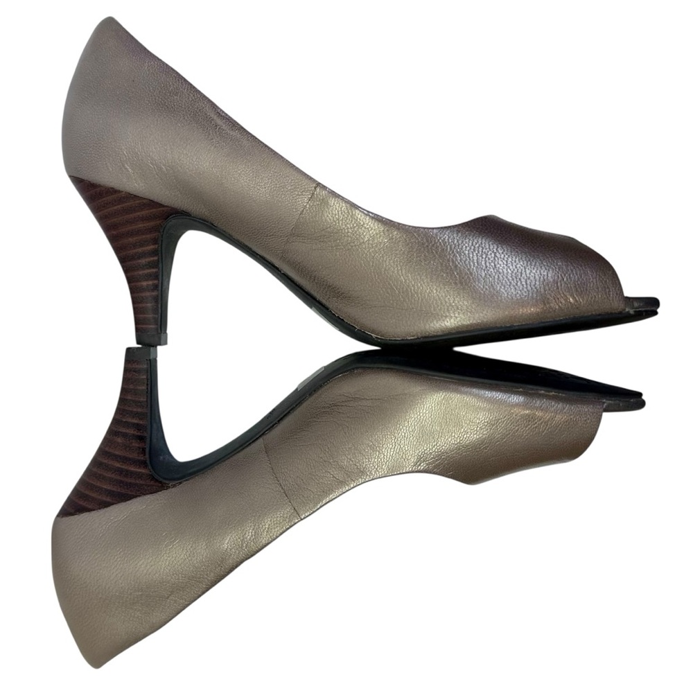Clarks Metallic Gold Open-Toe Leather Pumps Size 6.5 - Picture 6 of 11
